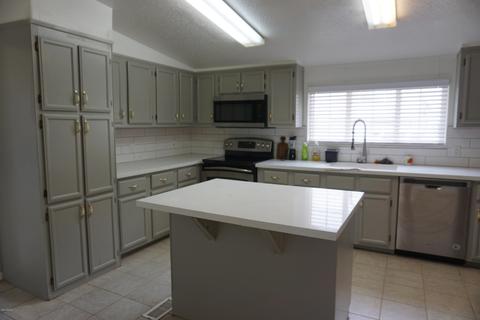 8018 E Broadway Rd, Mesa, AZ 85208 photo 2