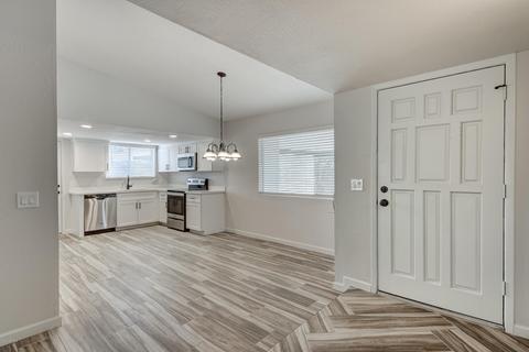 150 W Wagoner Rd, Phoenix, AZ 85023 photo 7