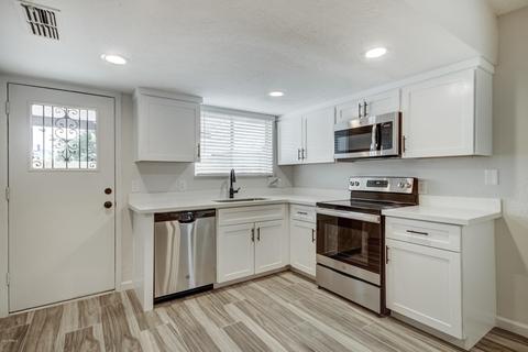 150 W Wagoner Rd, Phoenix, AZ 85023 photo 12
