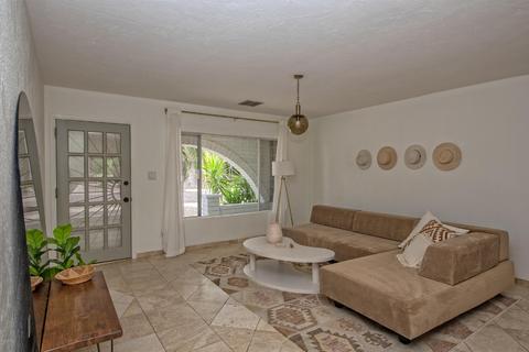 2901 E Windrose Dr, Phoenix, AZ 85032 photo 3