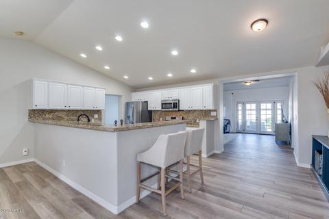 4835 E Piccadilly Rd, Phoenix, AZ 85018 photo 18