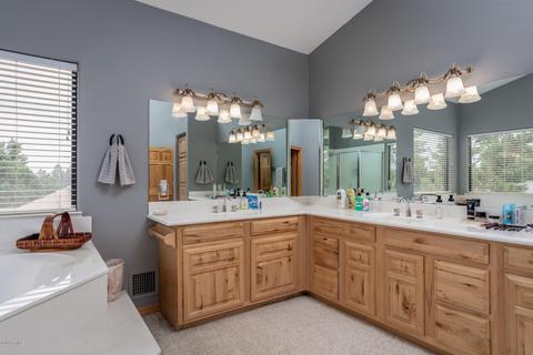 2311 Kitfox Cir, Overgaard, AZ 85933 photo 20