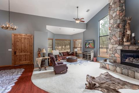 2311 Kitfox Cir, Overgaard, AZ 85933 photo 8