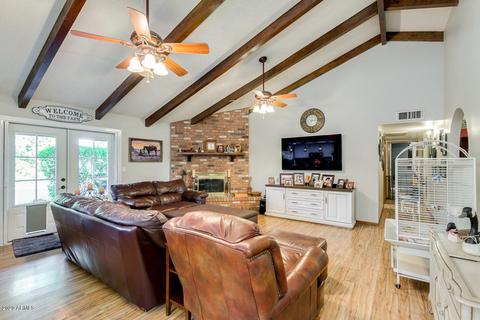 303 E Palo Verde St, Gilbert, AZ 85296 photo 9