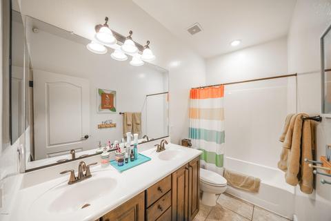 4032 E Hashknife Rd, Phoenix, AZ 85050 photo 9