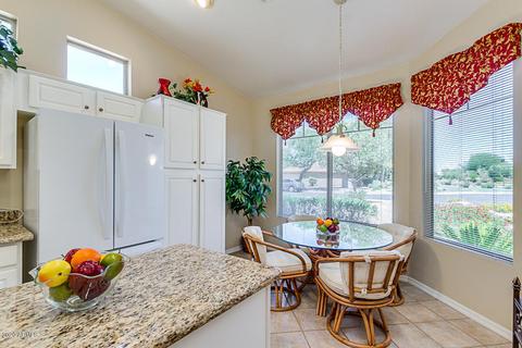 4583 E Sycamore Ct, Gilbert, AZ 85298 photo 9