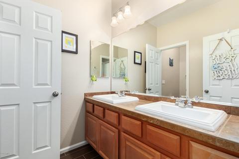 3943 E Sourwood Dr, Gilbert, AZ 85298 photo 23