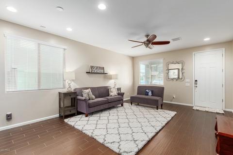 3943 E Sourwood Dr, Gilbert, AZ 85298 photo 4