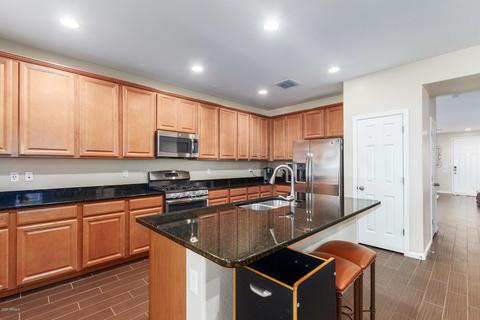 3943 E Sourwood Dr, Gilbert, AZ 85298 photo 6