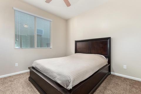 3943 E Sourwood Dr, Gilbert, AZ 85298 photo 12