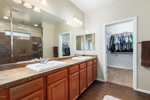 3943 E Sourwood Dr, Gilbert, AZ 85298 photo 24