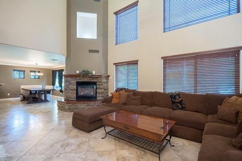 3583 E Lexington Ct, Gilbert, AZ 85234 photo 2