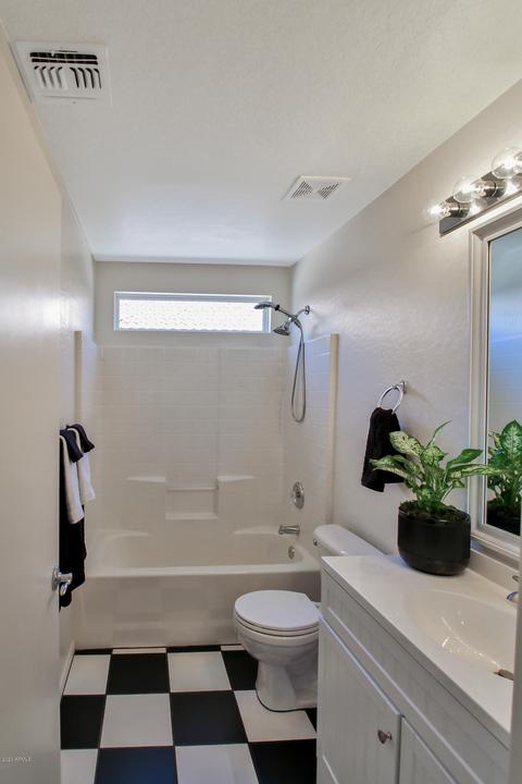 2120 E Danbury Rd, Phoenix, AZ 85022 photo 20