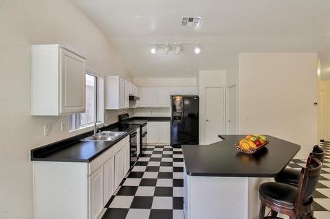 2120 E Danbury Rd, Phoenix, AZ 85022 photo 5