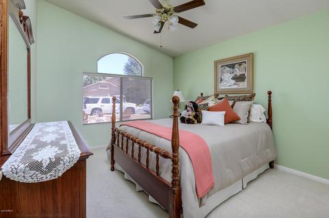 883 E Liberty Ln, Gilbert, AZ 85296 photo 22