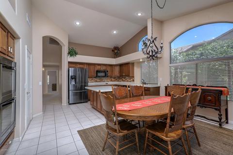 883 E Liberty Ln, Gilbert, AZ 85296 photo 10