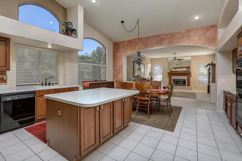 883 E Liberty Ln, Gilbert, AZ 85296 photo 11