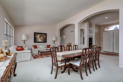 883 E Liberty Ln, Gilbert, AZ 85296 photo 9