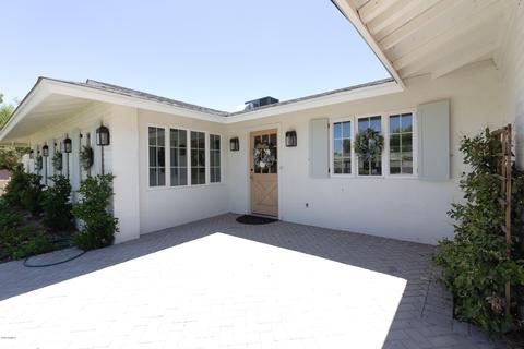 2531 E Brown St, Phoenix, AZ 85028 photo 6