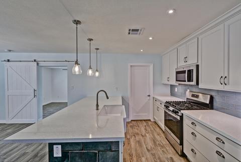 919 E Cheryl Dr, Phoenix, AZ 85020 photo 4