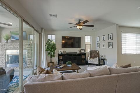 87 N Abalone Dr, Gilbert, AZ 85233 photo 5