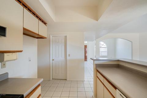 825 E Audrey Ln, Phoenix, AZ 85022 photo 16