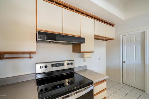 825 E Audrey Ln, Phoenix, AZ 85022 photo 17