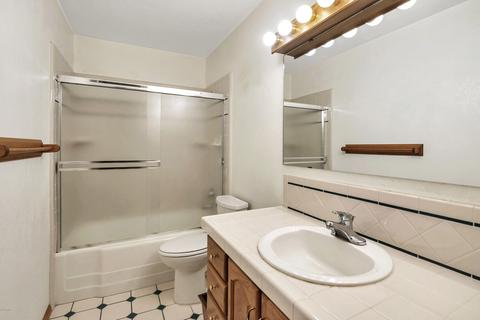 3307 N 43rd Pl, Phoenix, AZ 85018 photo 23