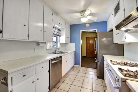 3307 N 43rd Pl, Phoenix, AZ 85018 photo 11