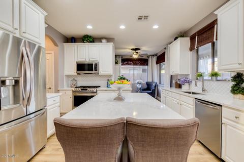4081 E Clubview Dr, Gilbert, AZ 85298 photo 7
