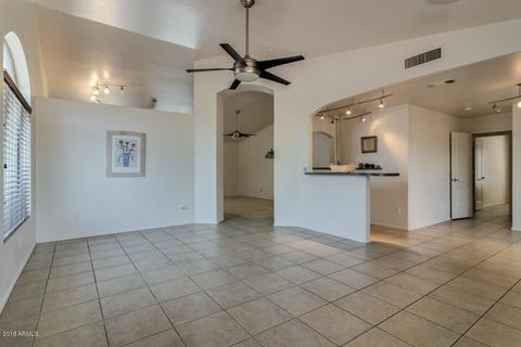 1671 W Juniper Ave, Gilbert, AZ 85233 photo 8