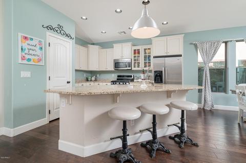 3557 E Amber Ln, Gilbert, AZ 85296 photo 5