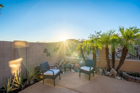 306 E Glenhaven Dr, Phoenix, AZ 85048 photo 2