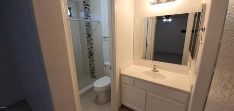 2202 W Vineyard Rd, Phoenix, AZ 85041 photo 24