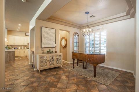 4637 E Carriage Ct, Gilbert, AZ 85297 photo 9