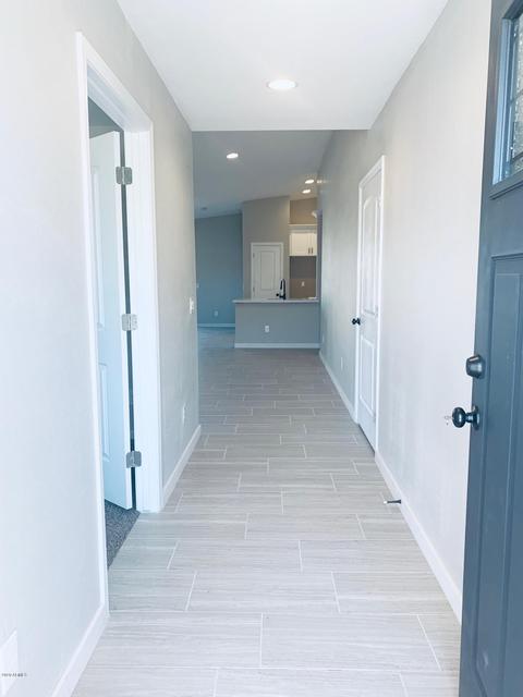 2547 E Illini St, Phoenix, AZ 85040 photo 12
