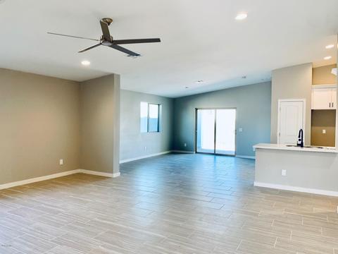 2547 E Illini St, Phoenix, AZ 85040 photo 13