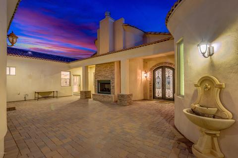 310 E Briles Rd, Phoenix, AZ 85085 photo 3