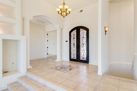 310 E Briles Rd, Phoenix, AZ 85085 photo 4