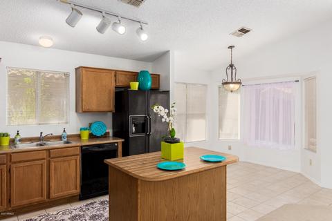 3519 E Oraibi Dr, Phoenix, AZ 85050 photo 3