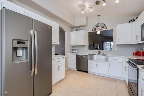 2233 E Kelton Ln, Phoenix, AZ 85022 photo 7