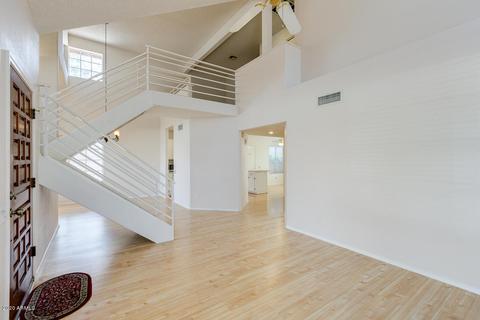 3845 E Kent Dr, Phoenix, AZ 85044 photo 5