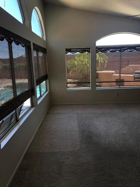 4203 E Cedarwood Ln, Phoenix, AZ 85048 photo 9