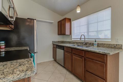 1734 E Sandra Ter, Phoenix, AZ 85022 photo 4
