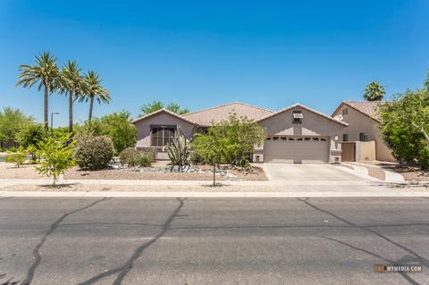 1822 E Valencia Dr, Phoenix, AZ 85042 photo 1