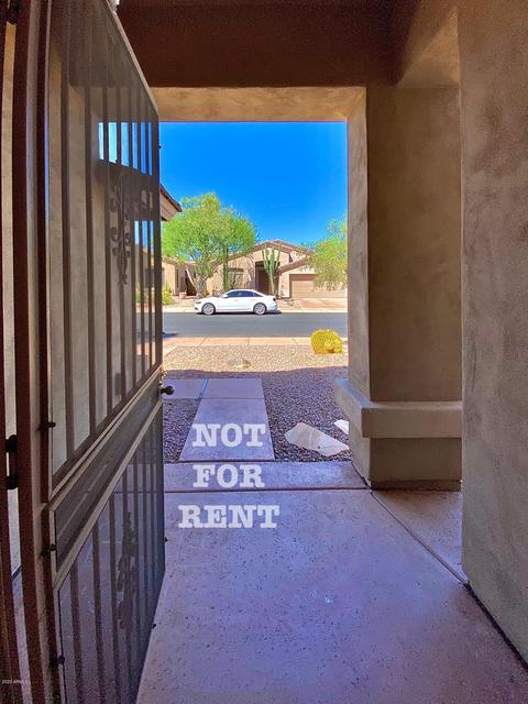5023 E Robin Ln, Phoenix, AZ 85054 photo 4