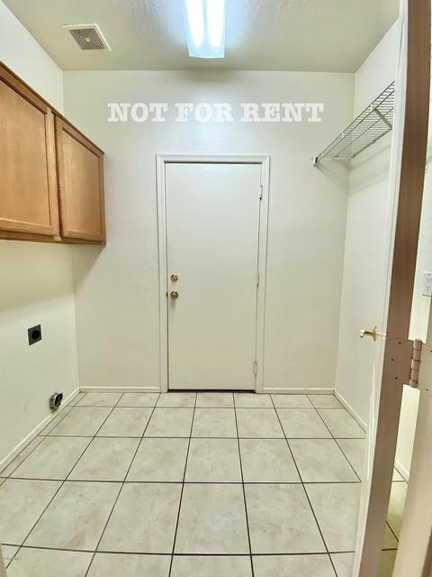 5023 E Robin Ln, Phoenix, AZ 85054 photo 43