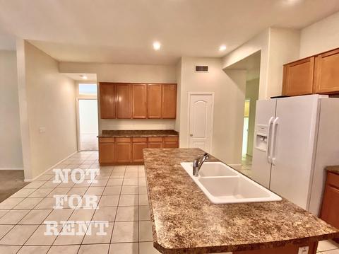 5023 E Robin Ln, Phoenix, AZ 85054 photo 25