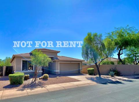 5023 E Robin Ln, Phoenix, AZ 85054 photo 2
