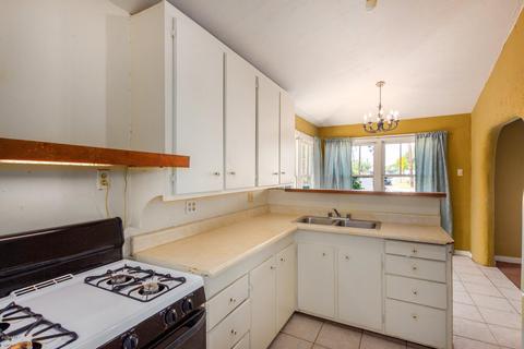 901 E Montebello Ave, Phoenix, AZ 85014 photo 12
